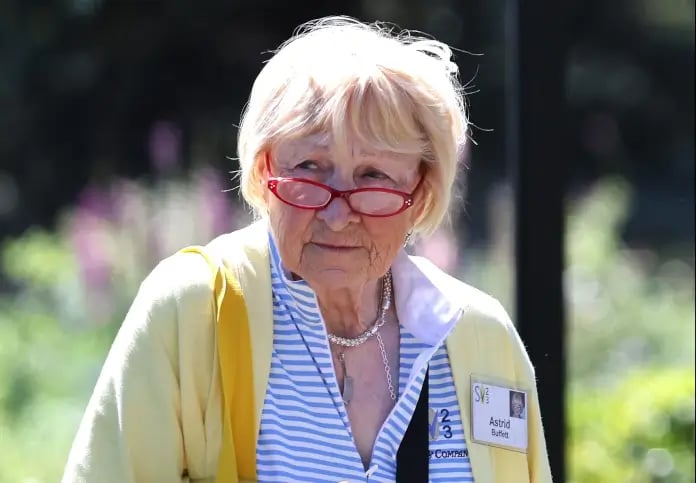 Astrid Menks, Warren Buffett wife, Astrid Menks age, who is Astrid Menks, Astrid Menks Omaha
