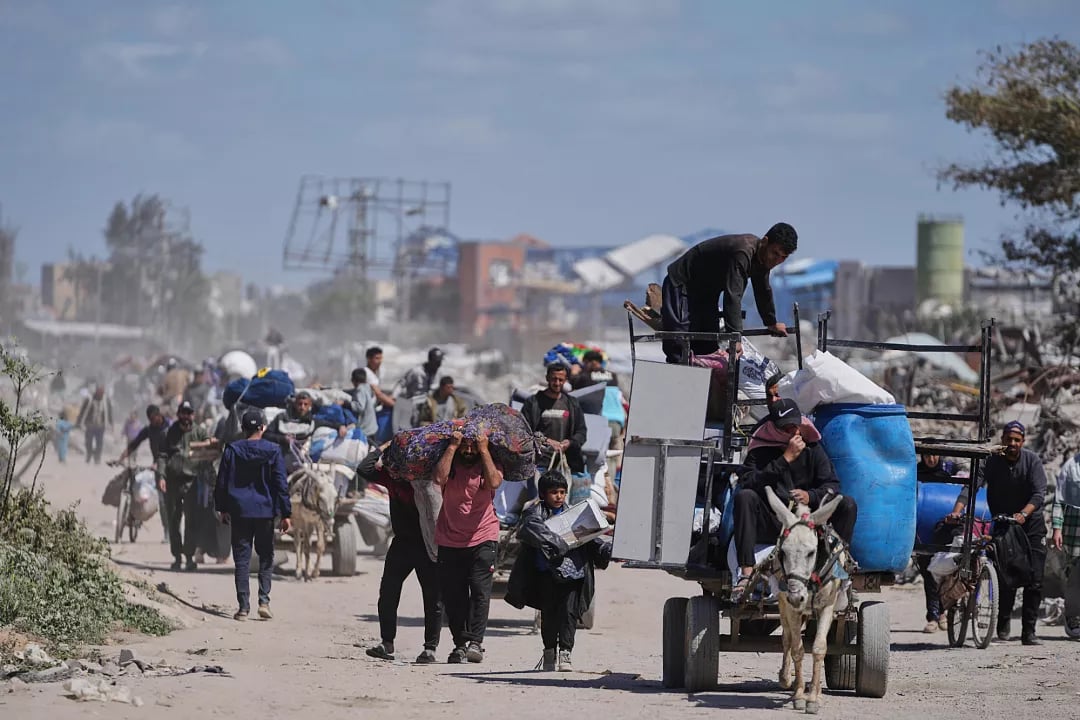 Gaza airstrikes, Israel war crimes, Palestinian deaths, humanitarian crisis, international humanitarian law, civilian casualties