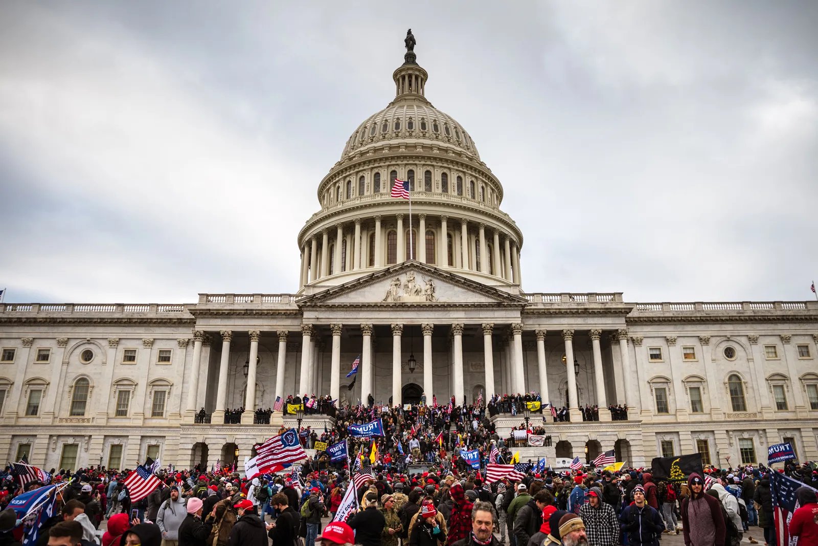 US Capitol building symbolizing AECA 15-day congressional review