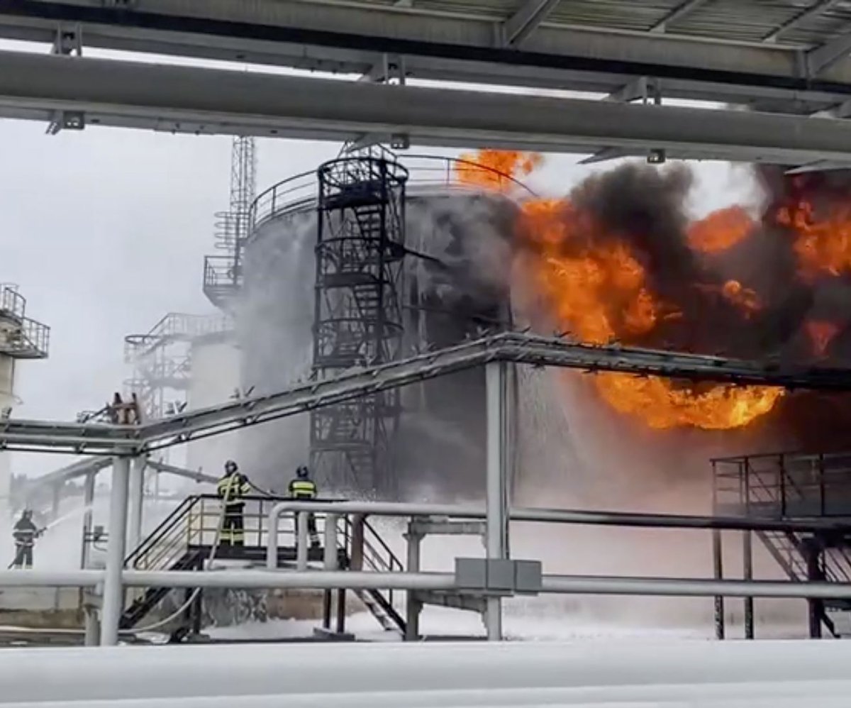 Fire at Gazprom Neftekhim Salavat after Ukrainian drone strike