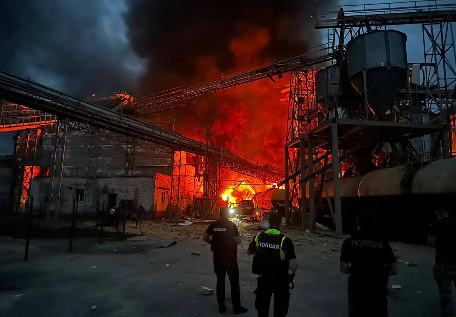Fire at oil pumping station in Russia’s Samara region following drone strike