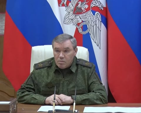Valery Gerasimov announces 6460 sq km gains Ukraine 2025