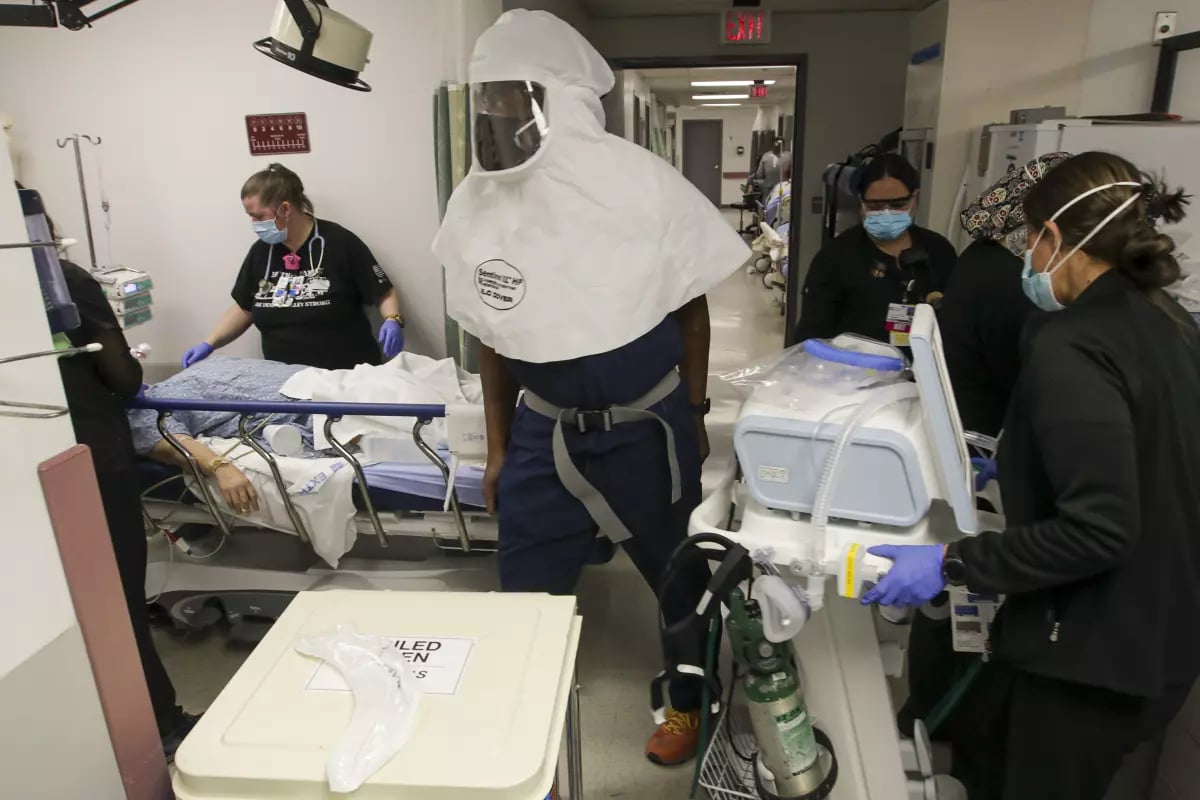 US hospital emergency room during Covid surge