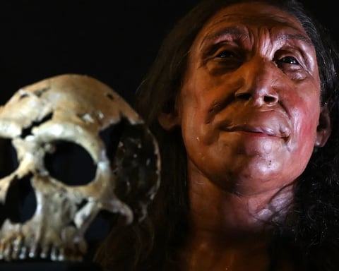 Reconstruction of a Neanderthal family based on 100,000-year-old DNA evidence from Stajnia Cave Poland