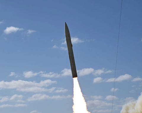 US Dark Eagle hypersonic missile test launch from Cape Canaveral