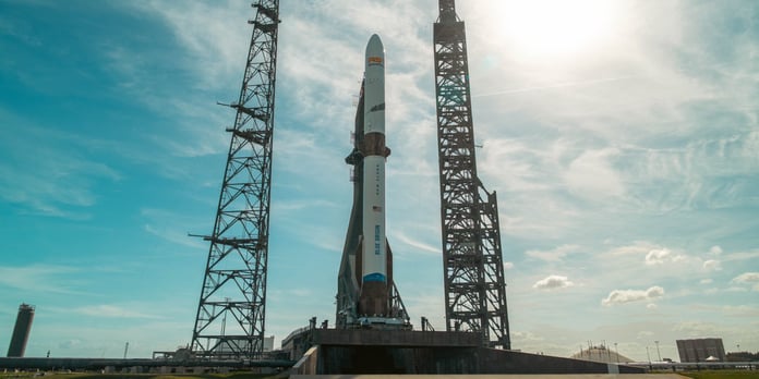 Blue Origin New Glenn rocket standing at Launch Complex 36, Cape Canaveral
