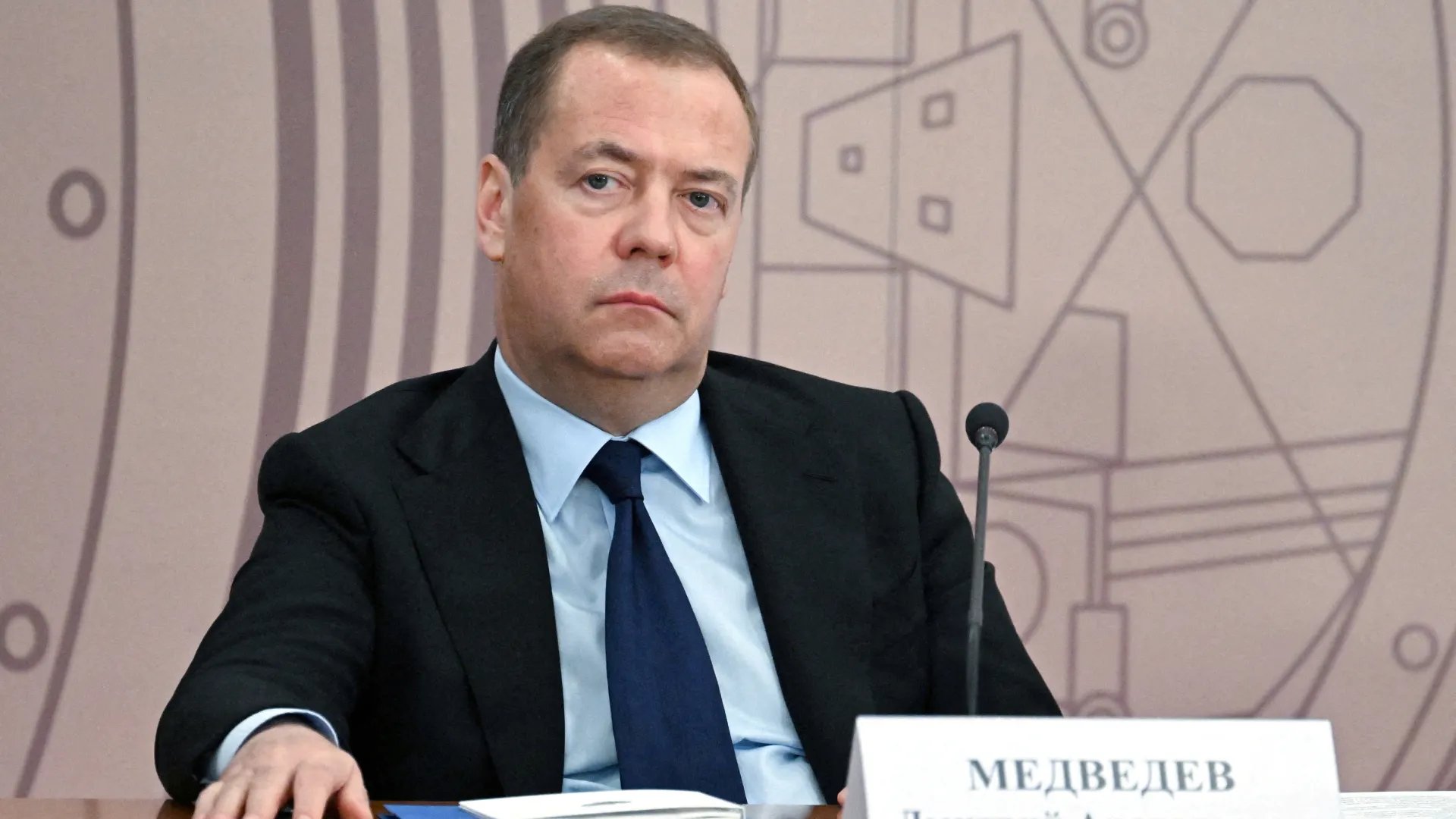Dmitry Medvedev comments on Russia’s Sarmat missile test