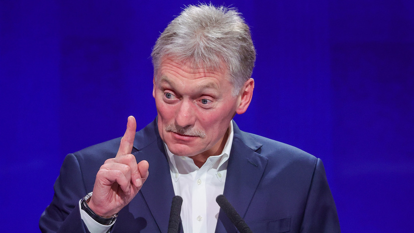 Kremlin spokesman Dmitry Peskov speaks about ongoing Russia-US contacts over Ukraine settlement
