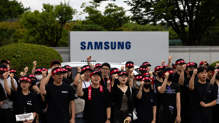 Samsung Electronics workers suspend massive AI chip strike after wage agreement in South Korea