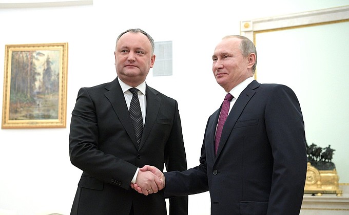 Igor Dodon former Moldovan president at Kremlin meeting with Vladimir Putin