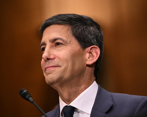 Kevin Warsh takes oath of office as Federal Reserve Chairman at White House ceremony, May 22, 2026