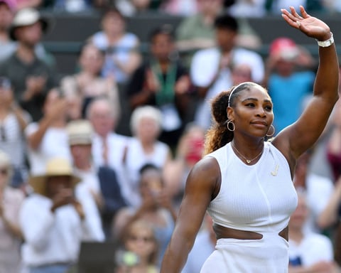 Serena Williams waving at Wimbledon crowd before her 2026 Queen's Club return